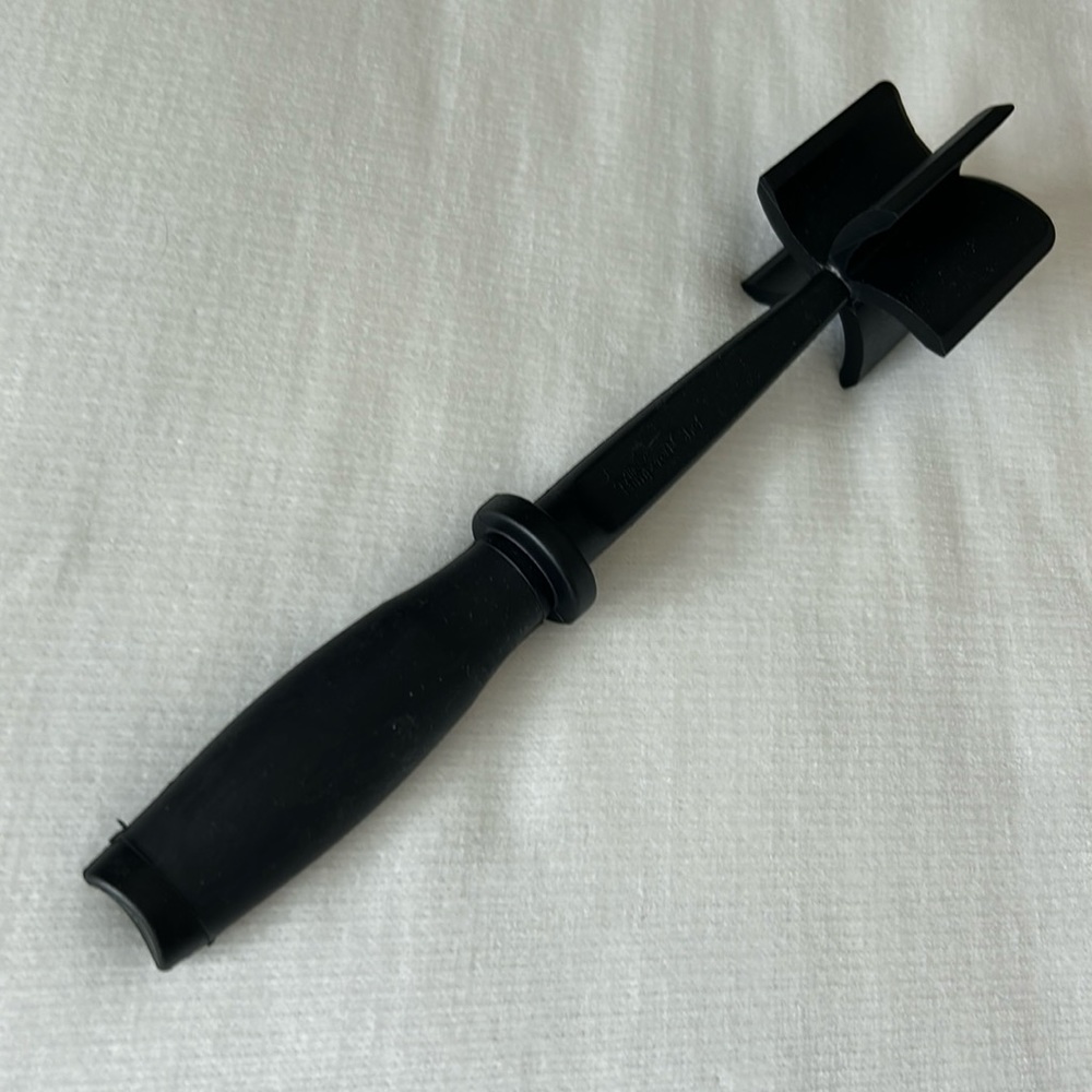 Pampered Chef Mix N Chop #2583 Meat Chopper,  Crumbler Mixer Masher, like new